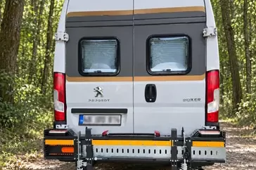 Guía de compra de portamotos para autocaravana: qué revisar antes de comprar